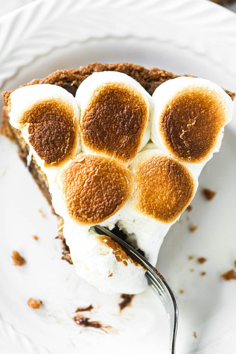 S’mores Cookie Pie