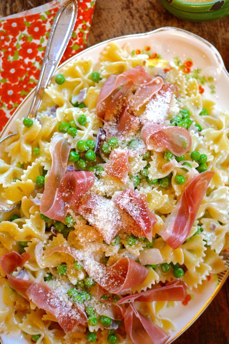 Farfalle with Peas and Prosciutto