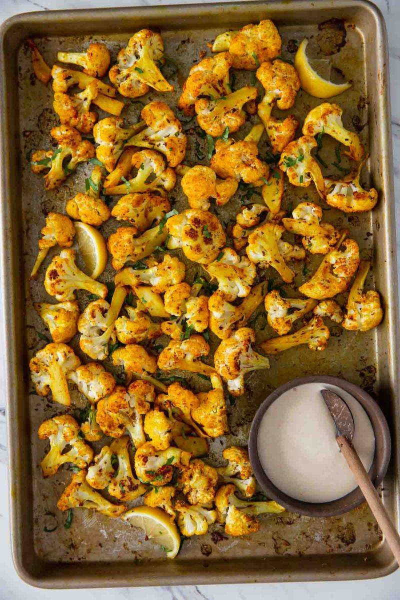 Cauliflower & Chickpeas with Turmeric