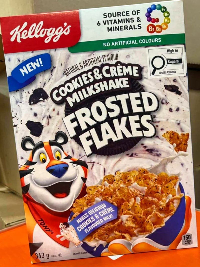 Cookies & Crème Milkshake Frosted Flakes