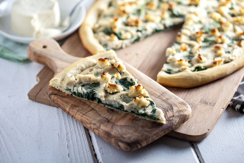 White Pizza with Ricotta and Spinach