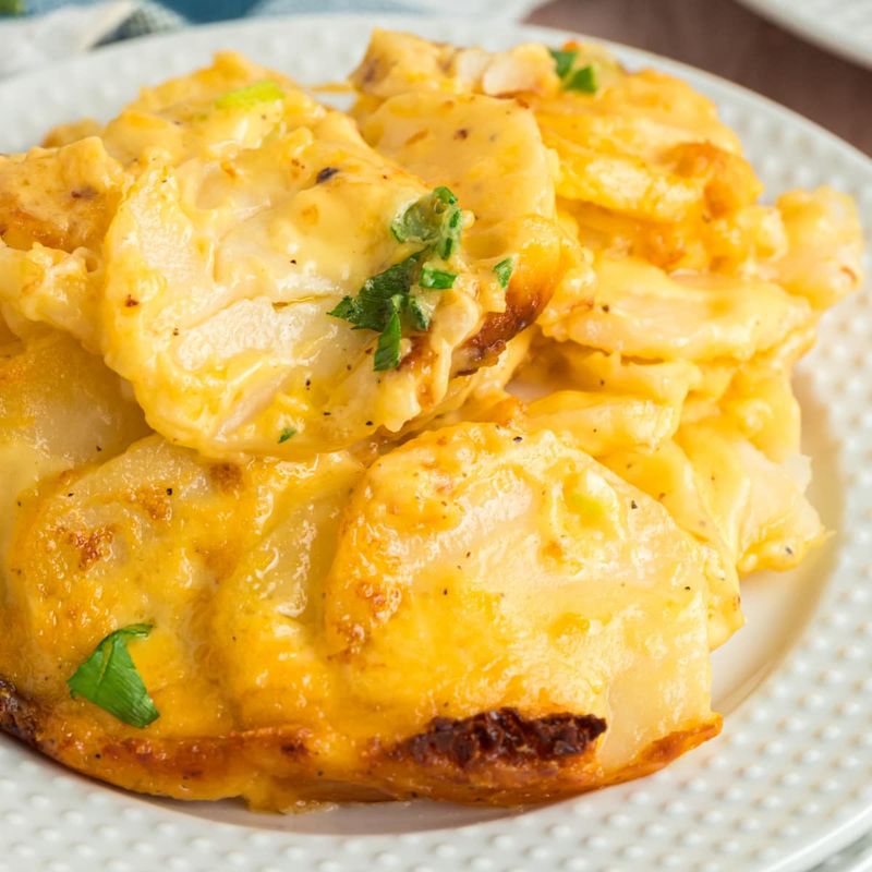 Cheesy Scalloped Potatoes