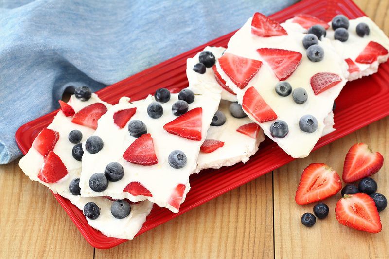 Frozen Yogurt Bark