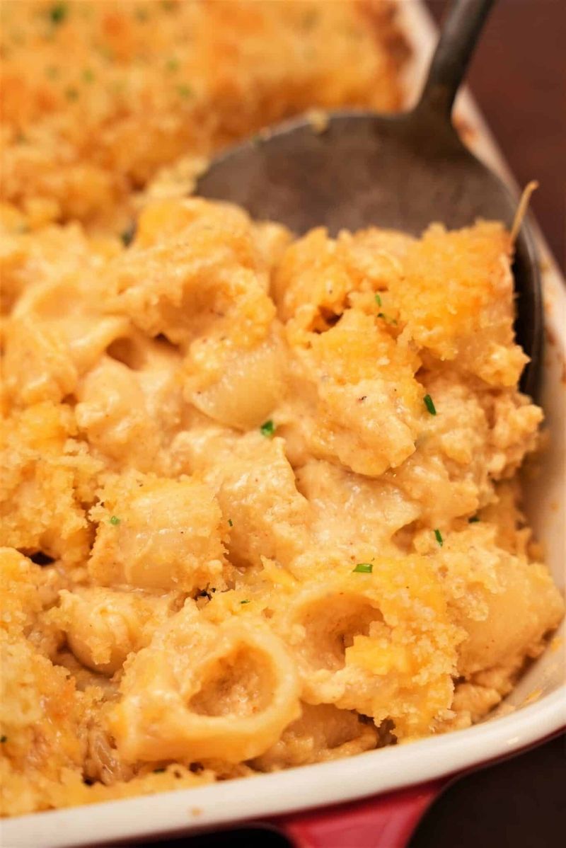 Mac & Cheese with Panko Topping