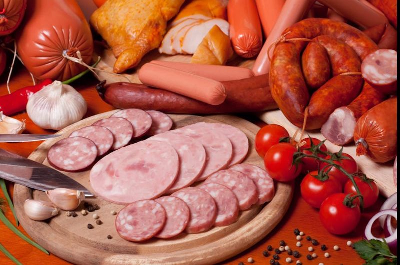 Processed Meats (Bacon, Hot Dogs, Deli Slices)