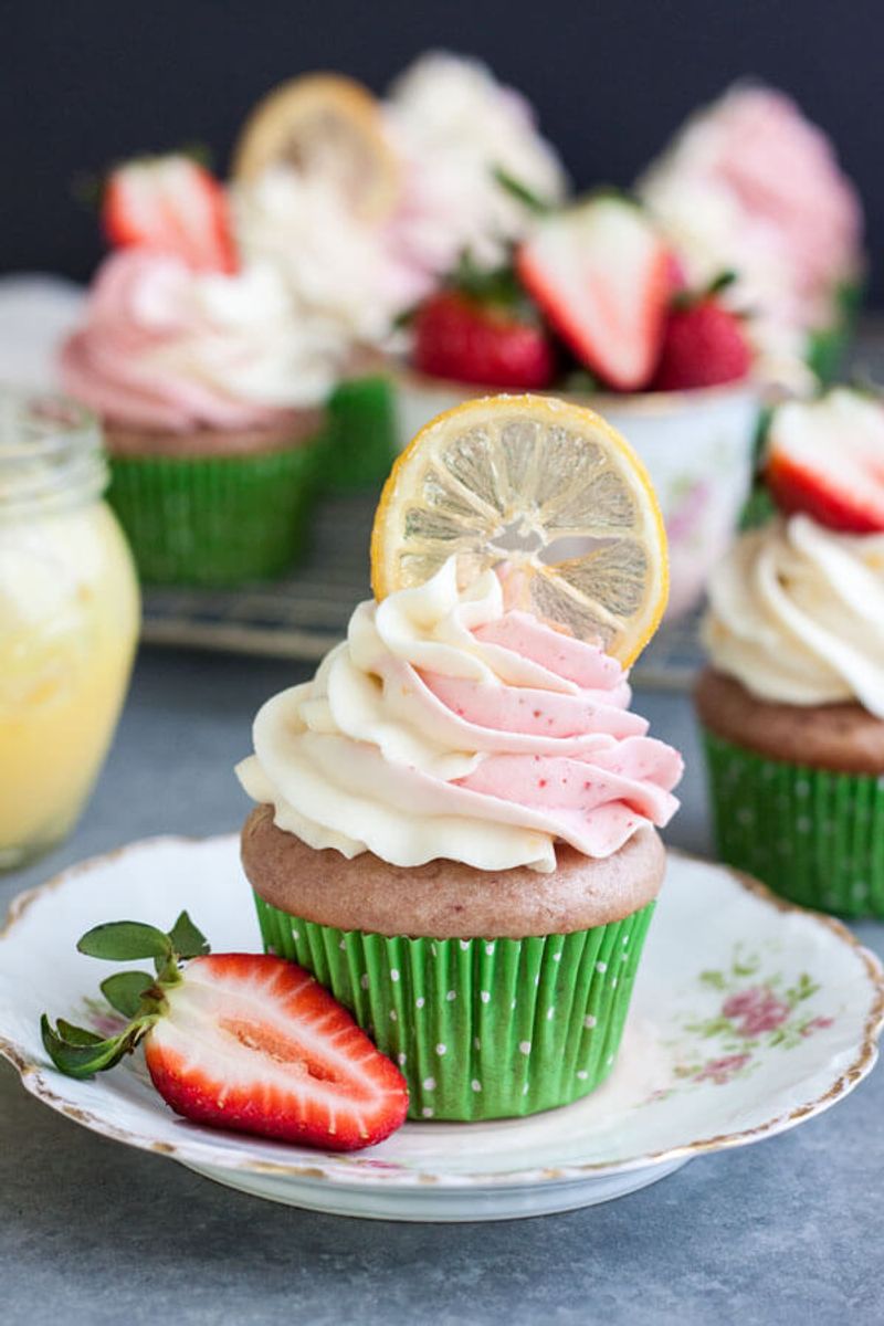 Strawberry Lemonade Cupcakes