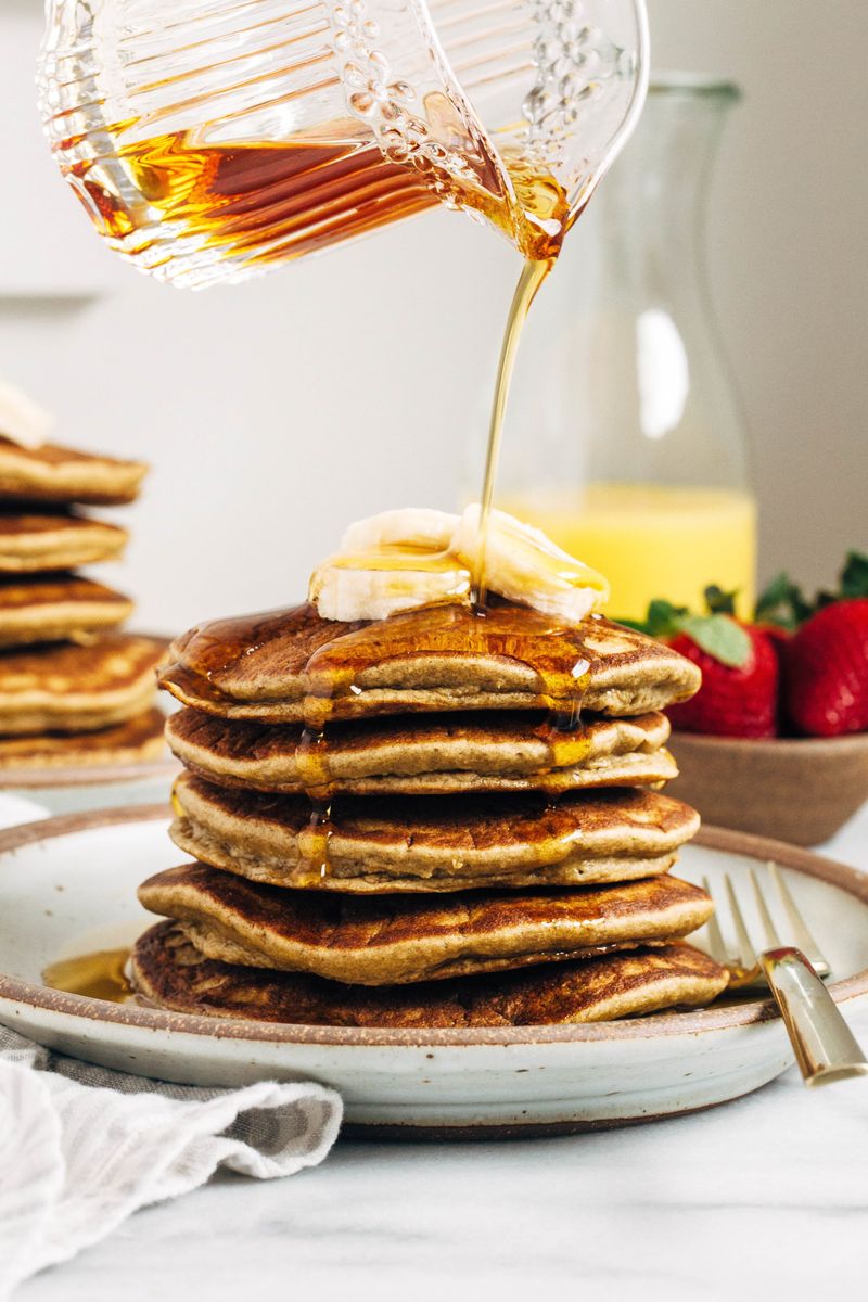 Banana Oat Pancakes