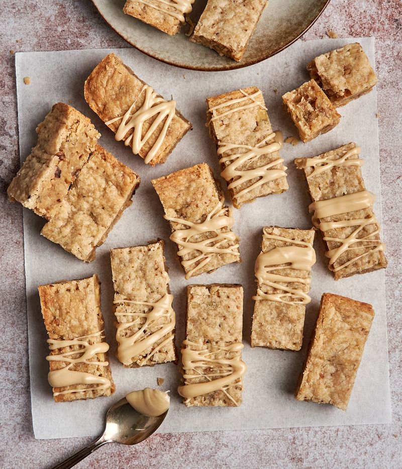 Spiced Walnut Shortbread