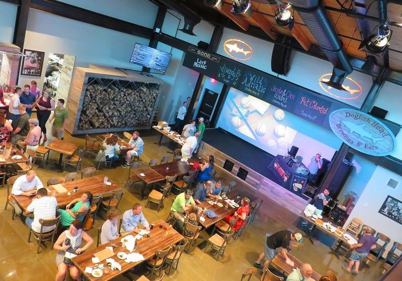 Delaware – Dogfish Head Brewings & Eats (Rehoboth Beach)
