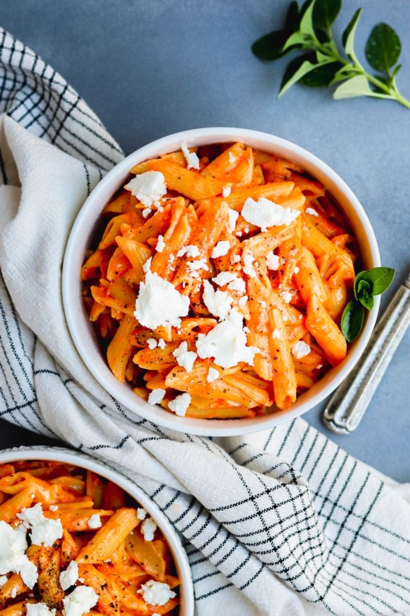 Goat Cheese & Roasted Red Pepper Fusilli
