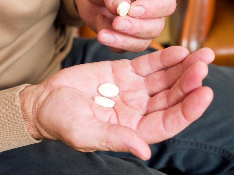 Caffeine Pills or Green Tea Extracts