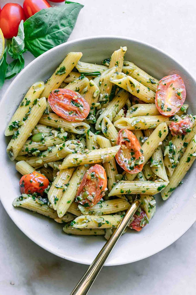 Pasta with Pesto and Cherry Tomatoes