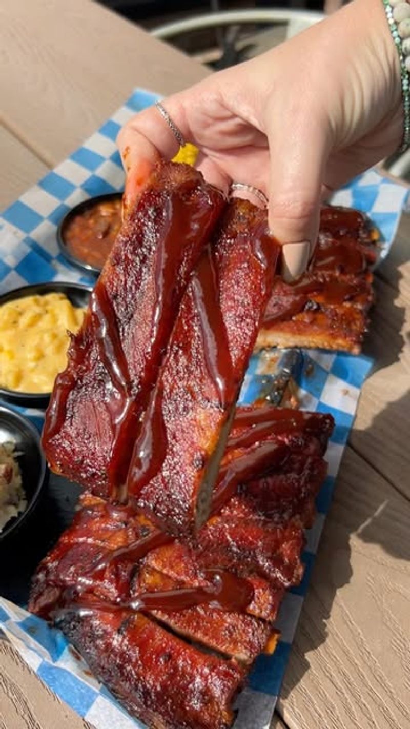Famous Dave’s