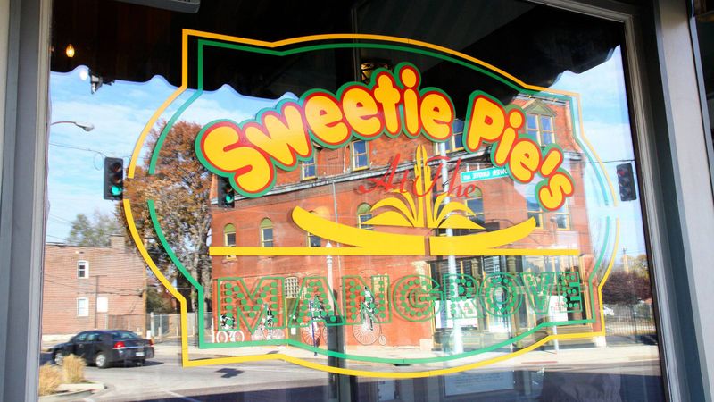 Sweetie Pie’s (St. Louis, MO – closed main location)