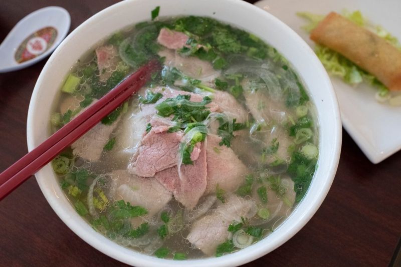 Vietnam – Pho with Beef Tendon