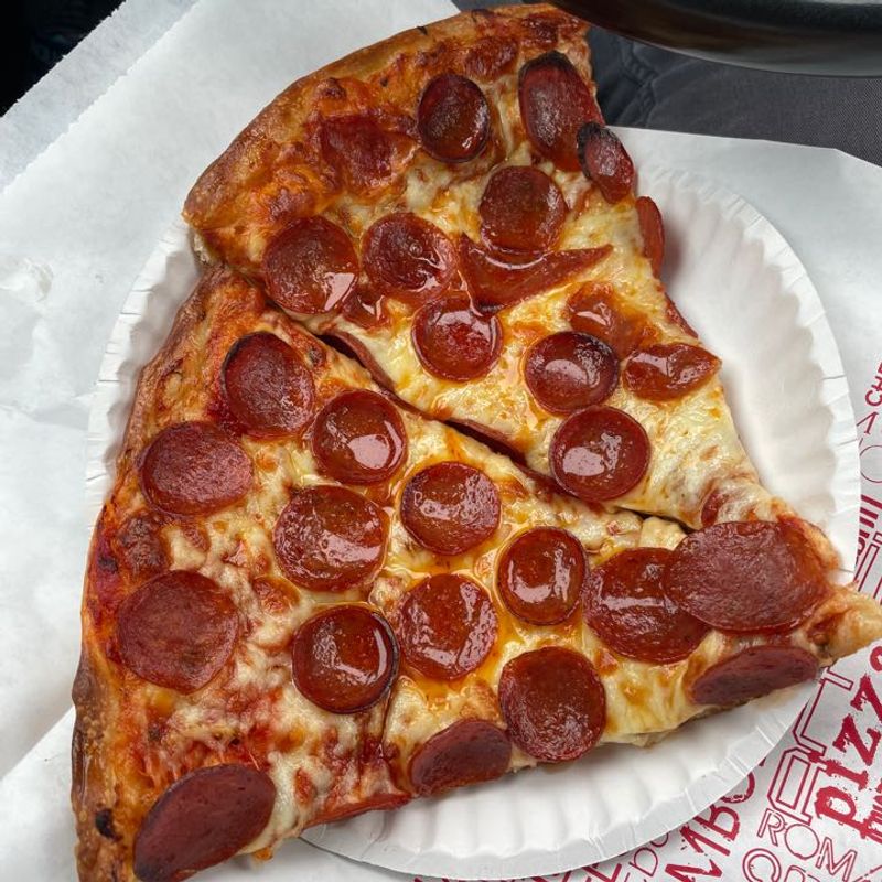Carbone’s Pizzeria