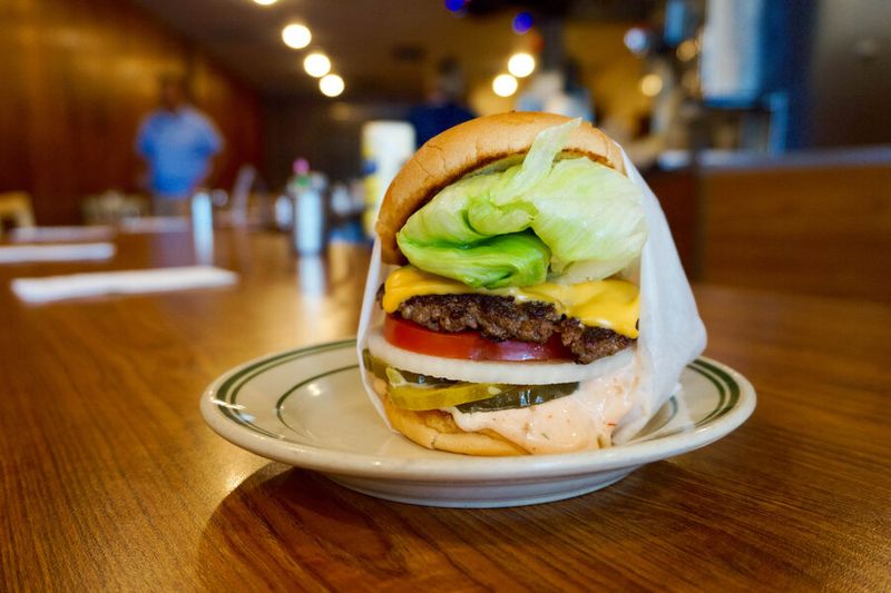 Pie 'n Burger – Pasadena, CA