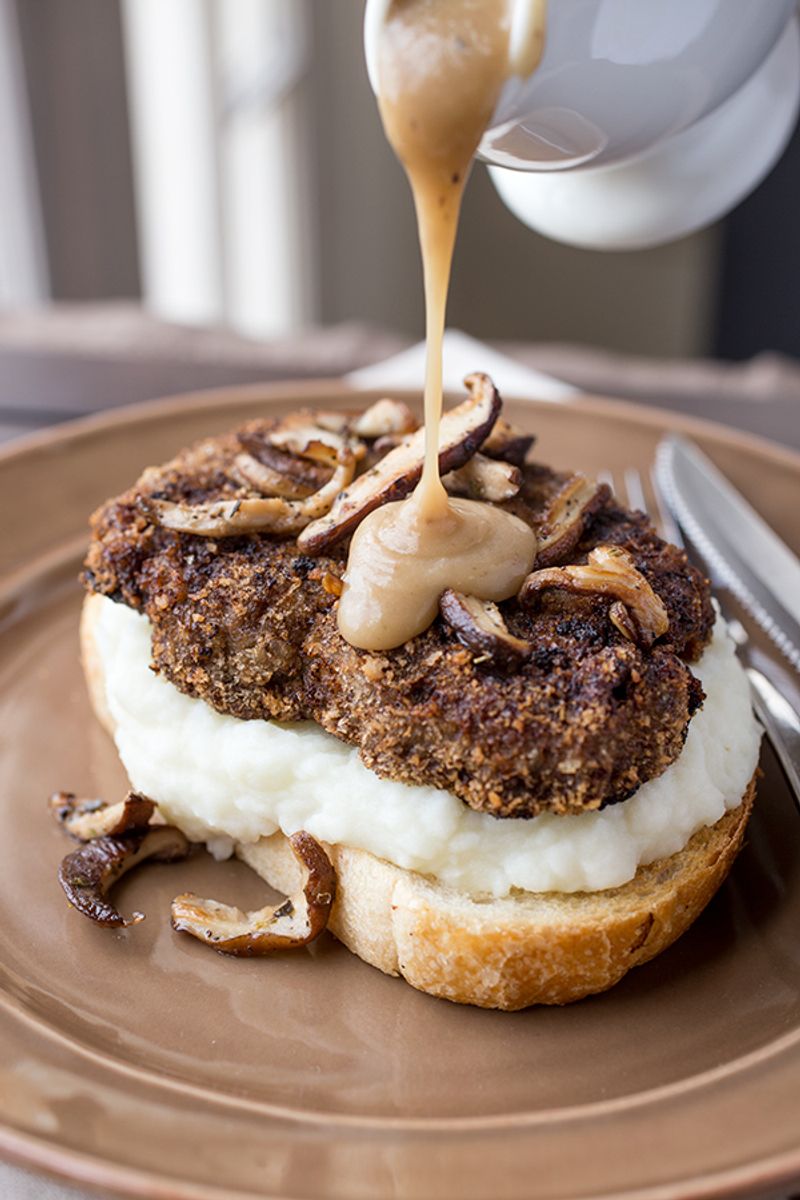 Georgia – Buttermilk Biscuit with Meatloaf, Egg, Cheddar, and Pepper Gravy