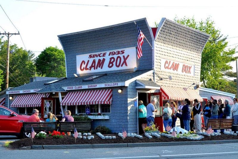 The Clam Box