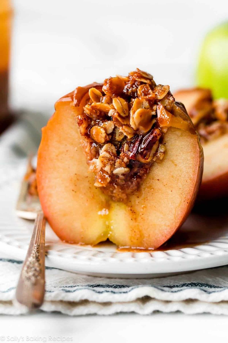 Baked Apples with Cinnamon & Walnuts