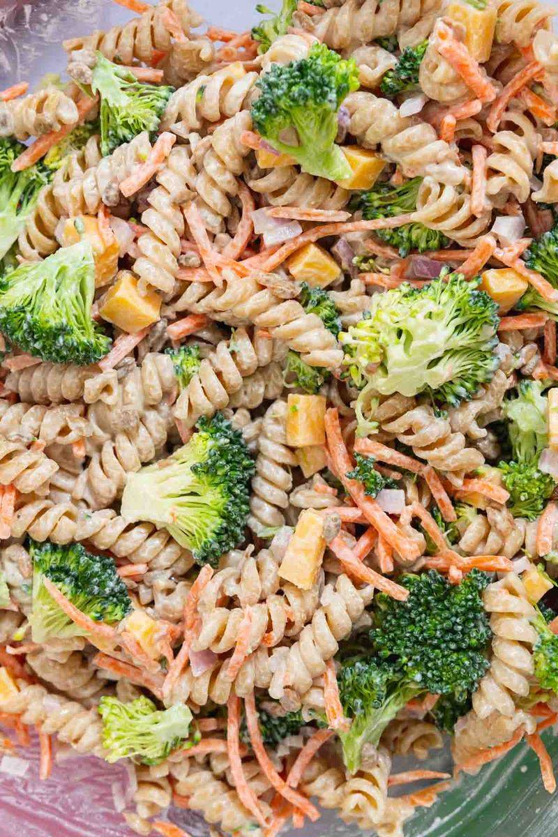 Broccoli Cheddar Pasta Salad