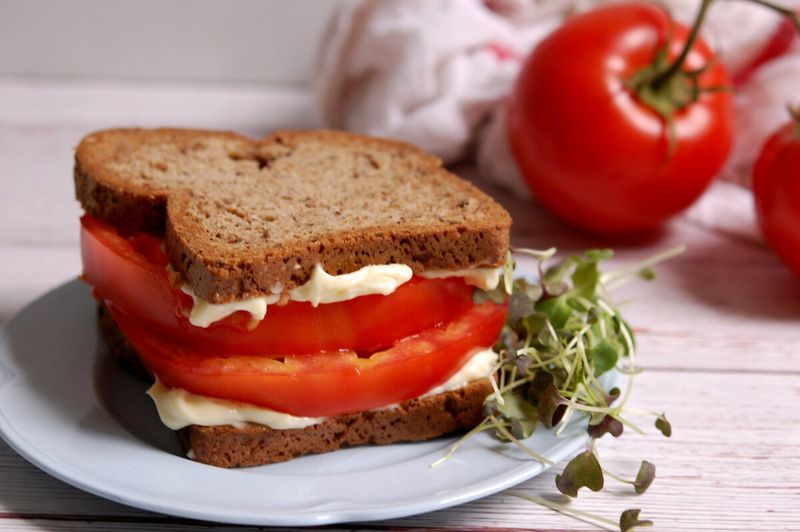 Tomato Sandwiches (With Mayo)