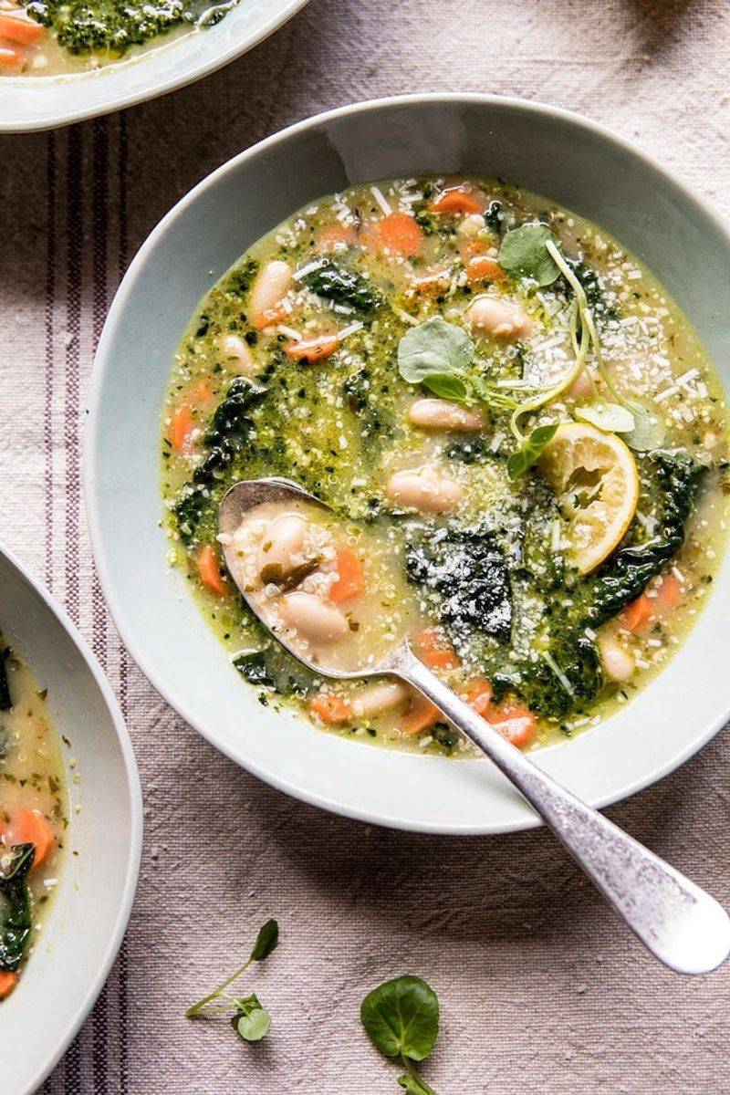 White Bean & Kale Soup