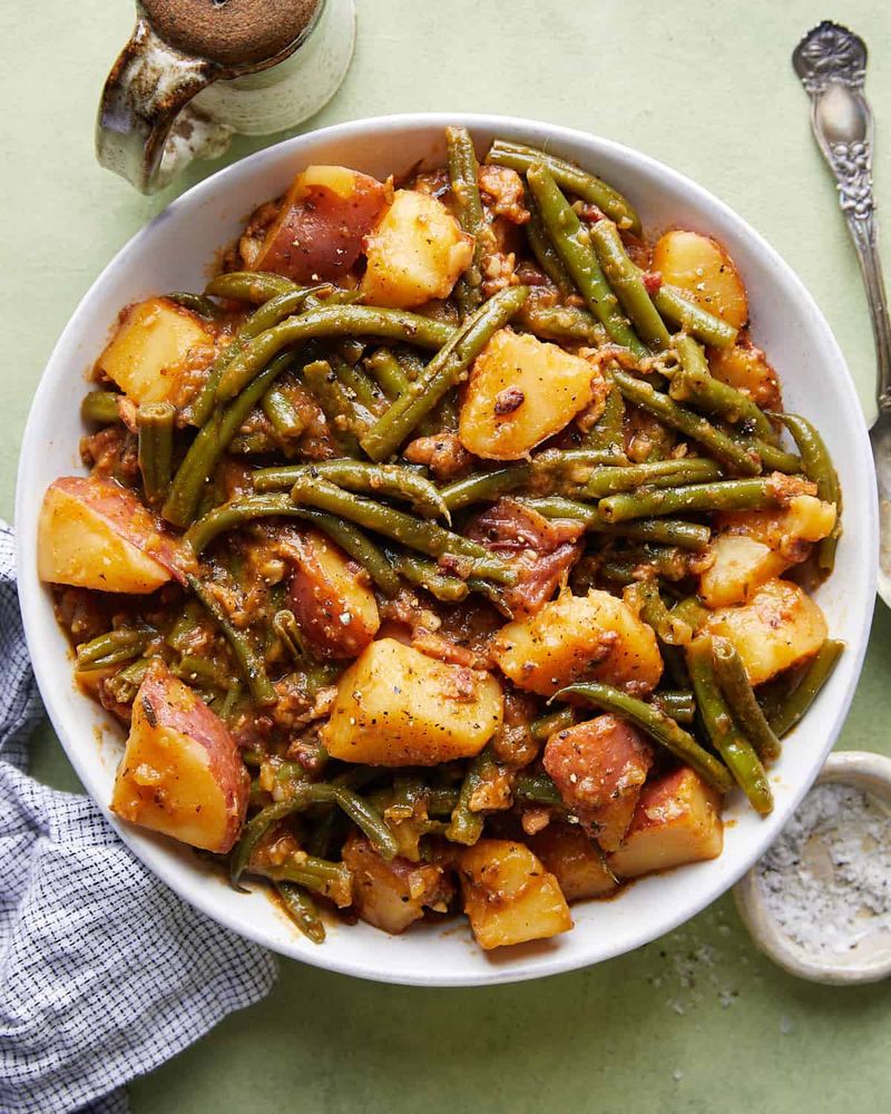 Green Beans with Potatoes and Bacon