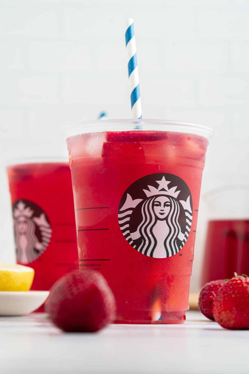 Strawberry Açaí Refresher