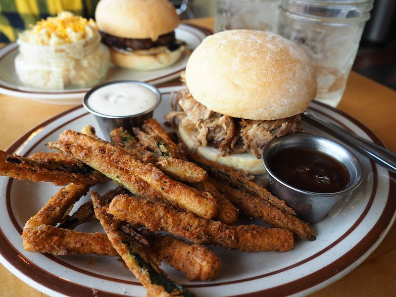 HQ Southern BBQ, Evansville, Wyoming