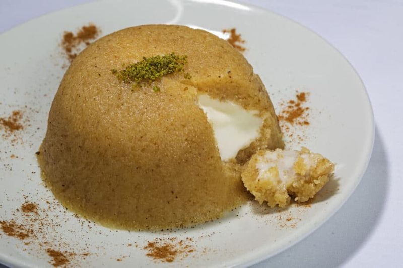 Dondurmalı İrmik Helvası (Semolina Halva with Ice Cream)