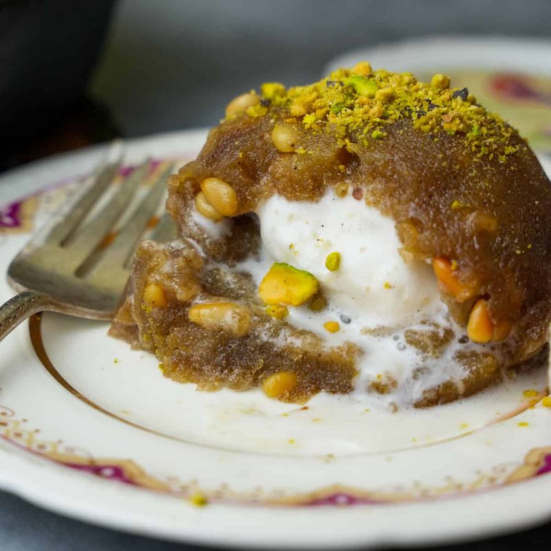 İrmik Helvası (Semolina Halva)
