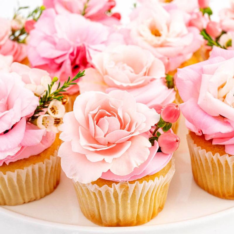 Flower-Piped Cupcakes