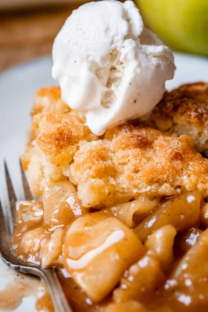 Apple Cobbler with Creamy Topping