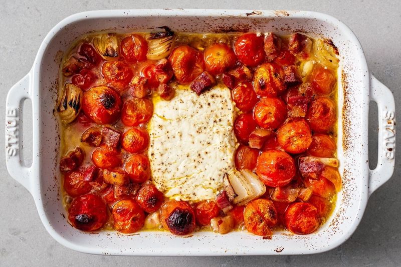 Feta Pasta Bake (Overhyped Version)