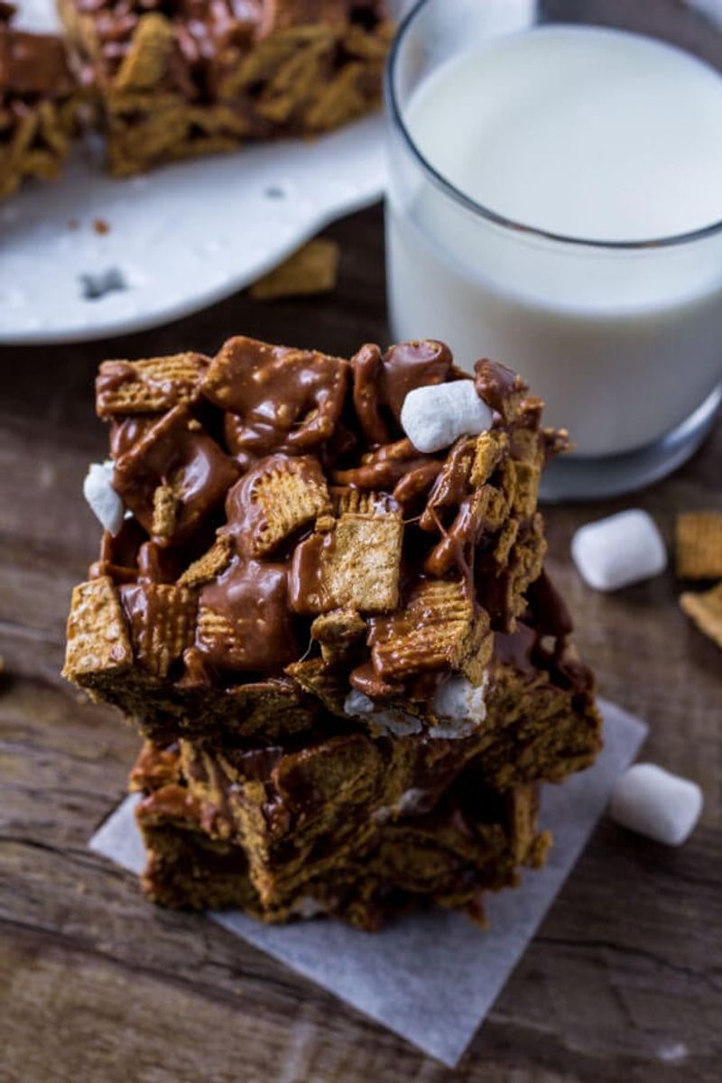 Golden Grahams S’mores Bars