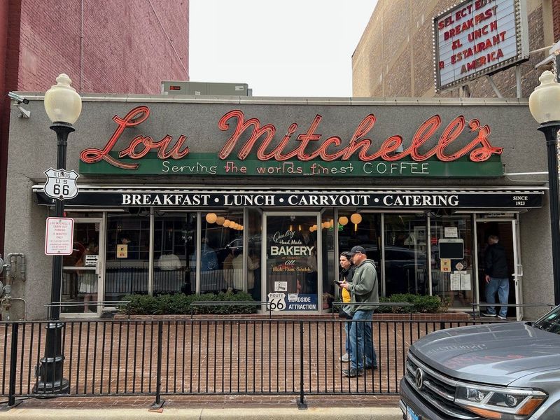 Illinois – Lou Mitchell’s