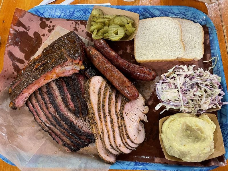 Rudy’s “Country Store” and Bar-B-Q