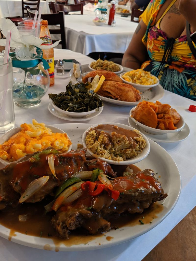 Pearl’s Place – Chicago, IL