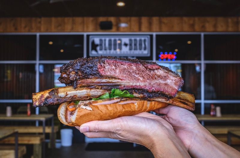 This Is It! BBQ & Seafood – Houston, Texas