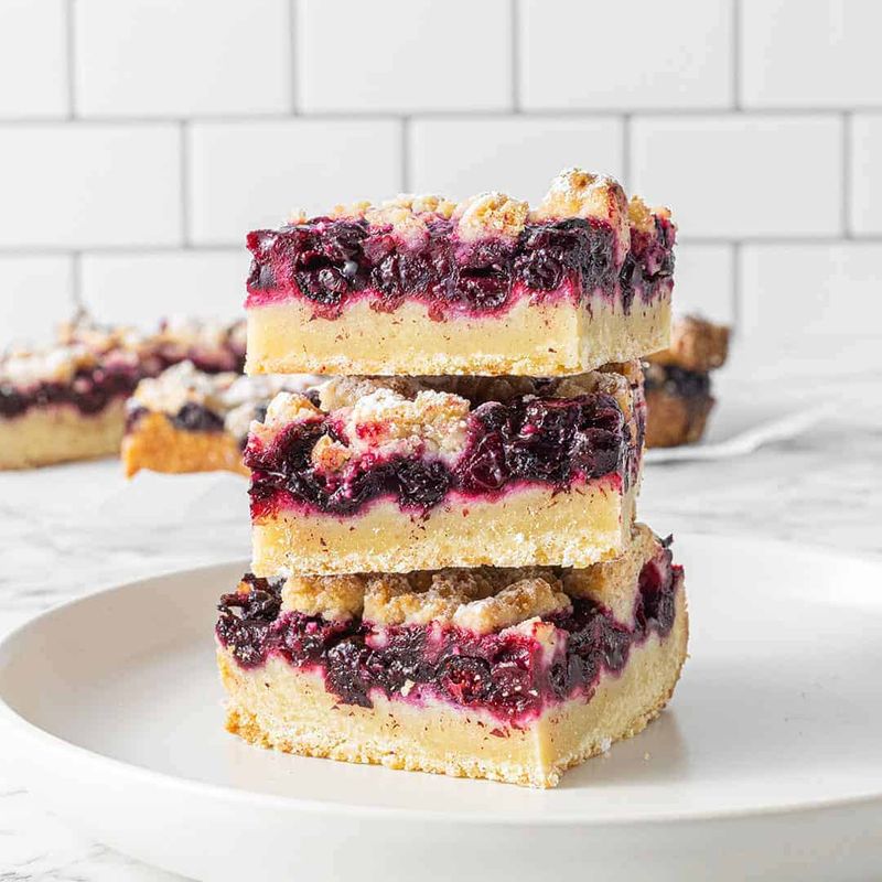 Blueberry Lemon Crumble Bars