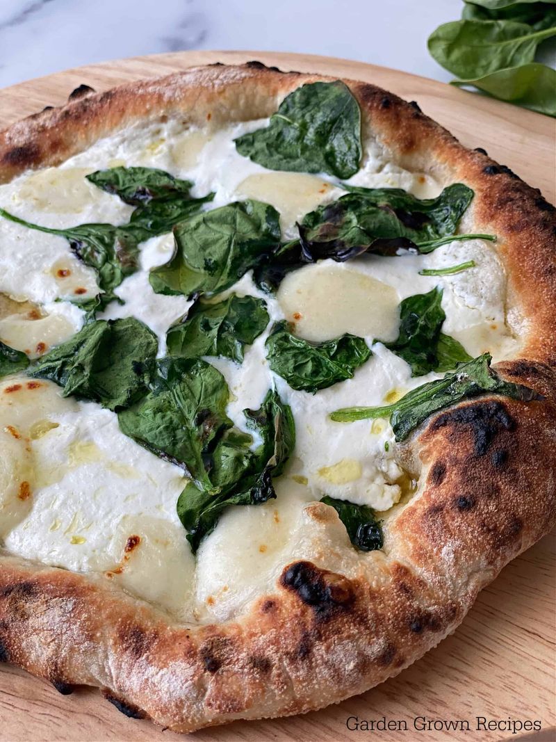 White Pizza with Ricotta and Spinach