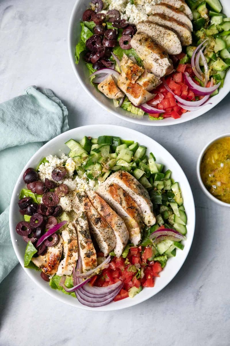 Grilled Chicken or Tuna Salad with Olive Oil