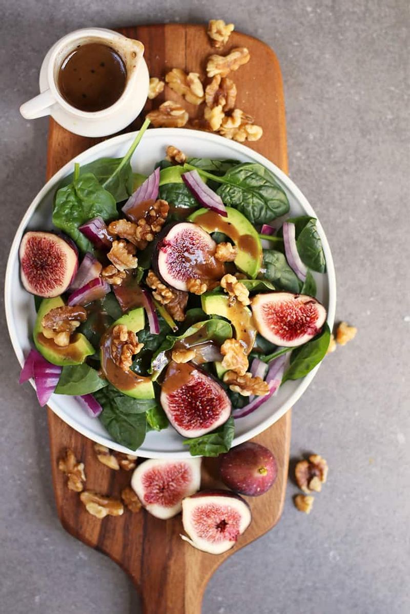 Spinach, Fig & Goat Cheese Salad