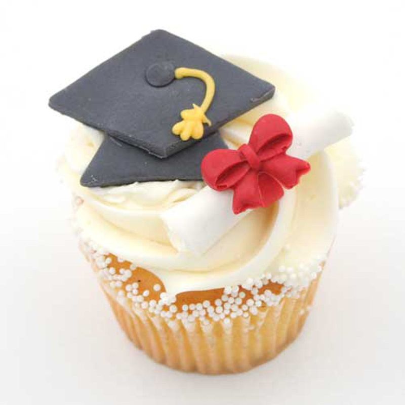 Overdecorated Graduation Cap Cupcakes