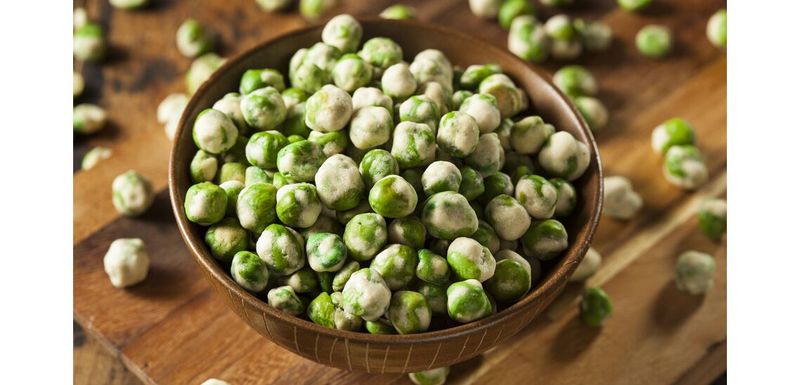 Wasabi Peas & Coated Peanuts