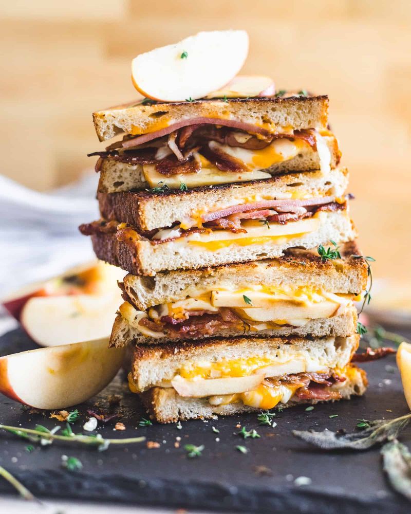 Vermont – Apple & Cheddar Grilled Cheese
