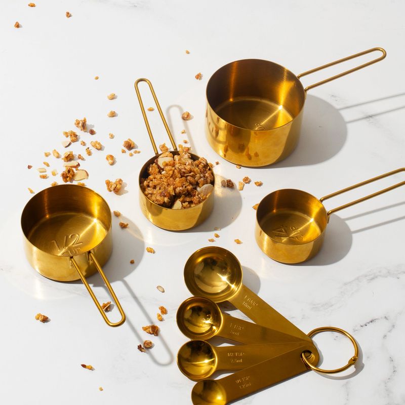Measuring Cups and Spoons
