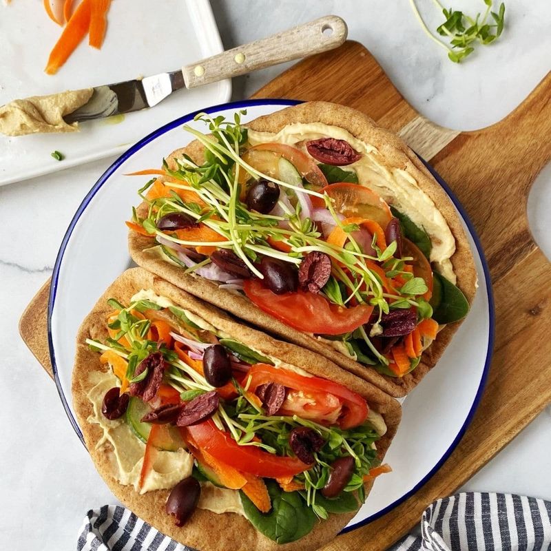 Turkey & Hummus Pita Pockets