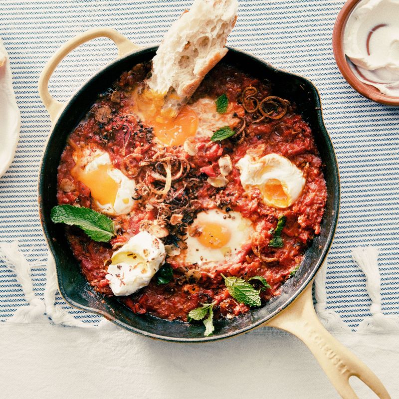 Shakshuka (Eggs in Tomato Sauce)